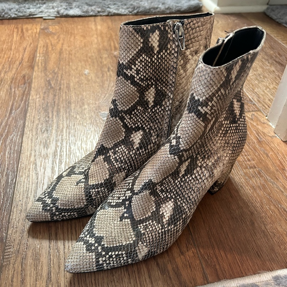 Size 10 Dolce Vita booties